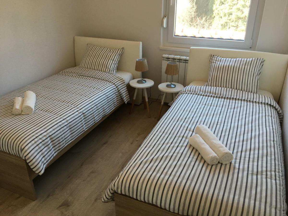 Apartment Vuk Pula Ngoại thất bức ảnh